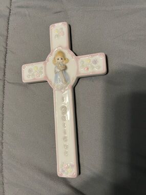 Enesco White Ceramic Wall Cross